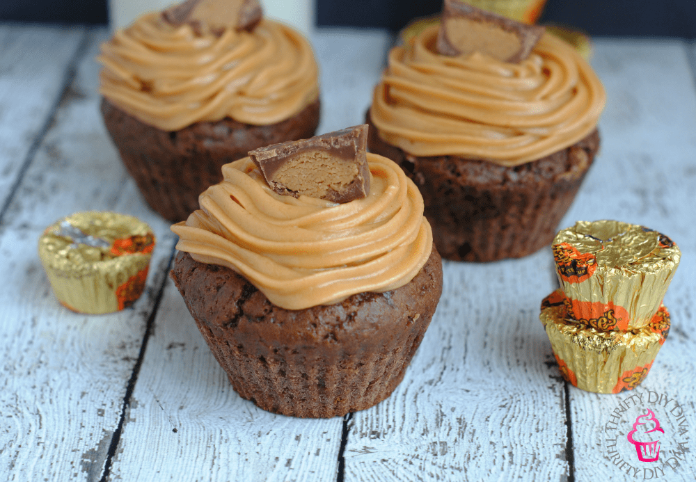 Peanut Butter Frosting Cupcakes